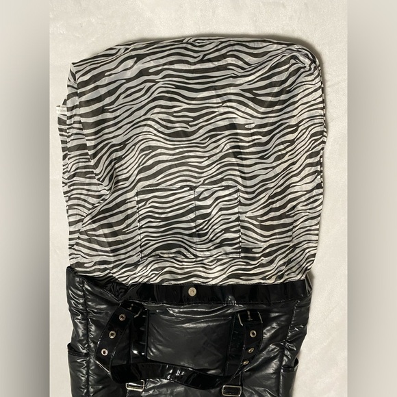 Large Black Puffer Nylon Padded Tote Handbag - Picture 4 of 13